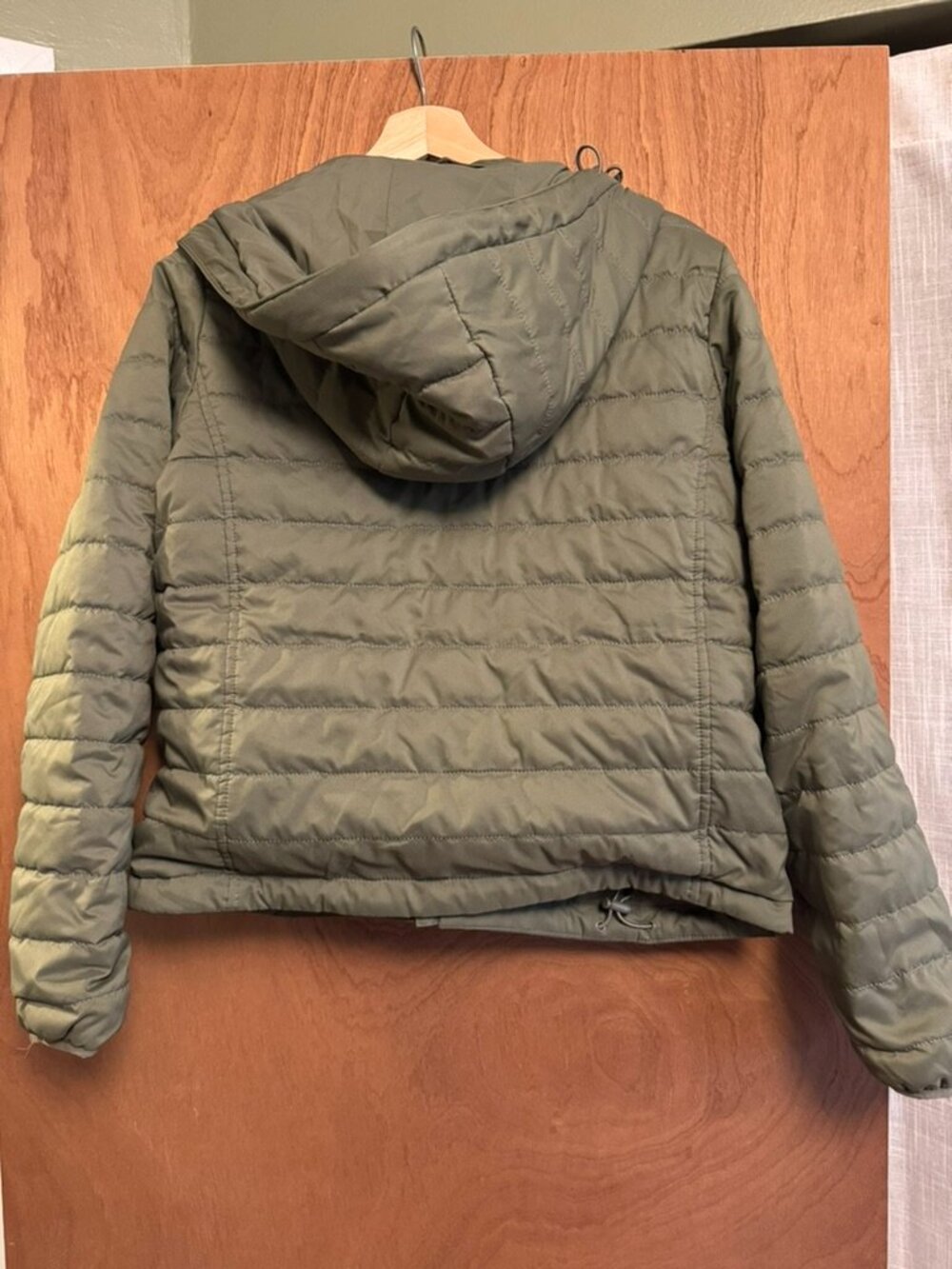 Girlfriend Collective Puffer Jacket - Picture 2 of 3